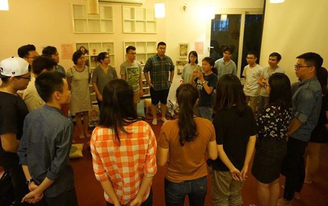 Ăn bánh, uống trà và… nói chuyện sex