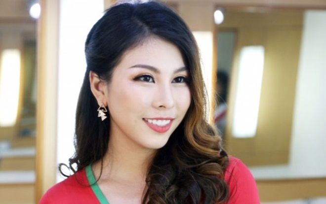 Giữa 'rừng người đẹp' gợi cảm bị chê tơi tả, MC Vân Anh là người duy nhất bình luận World Cup được khen ngợi