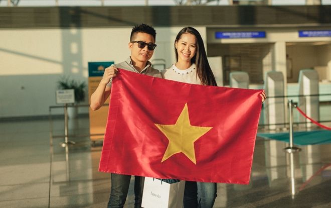 Lộ diện ông xã vừa điển trai lại cưng vợ như trứng của Dương Thùy Linh