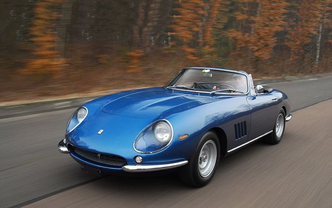 7 xế hộp có mức giá bằng cả một gia tài từng lên sàn đấu giá