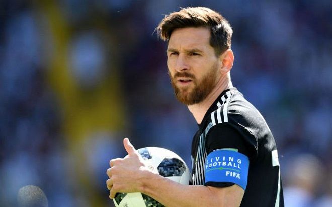 Huyền thoại Argentina nói điều bất ngờ về Messi