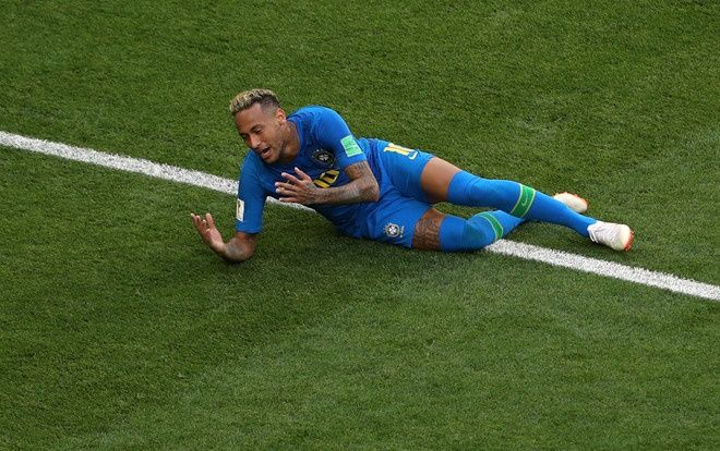 'Trọng tài' VAR tước phạt đền, Neymar ghi bàn, Brazil thắng kịch tính Costa Rica