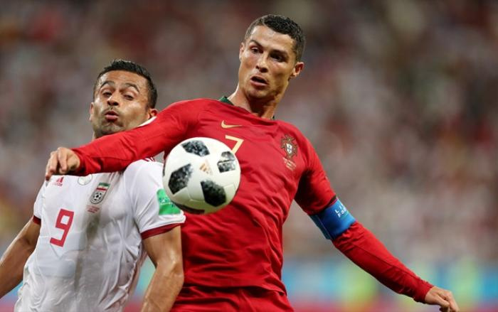 Ronaldo đá hỏng penalty như Messi, Bồ Đào Nha suýt bị Iran tiễn về nước