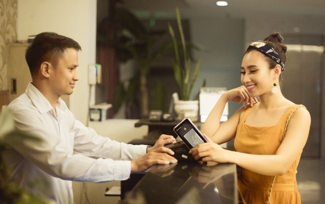 Khám phá bí mật 'một chạm thời thượng' của các quý cô