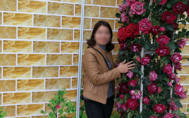 Vợ xinh xắn để mất chồng vào tay bồ nhí nhan sắc 'cá tính' như đàn ông, xem ảnh xong dân mạng khen anh chồng 'khẩu vị mặn quá'