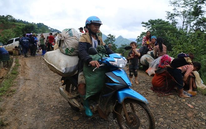 Sạt núi vùi lấp toàn bộ 28 ngôi nhà cùng toàn bộ tài sản của người dân trong bản Sáng Tùng