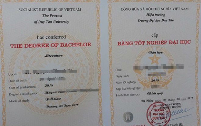 Sinh viên tố trường ĐH quảng cáo 1 đằng, cấp bằng 1 nẻo, cử nhân báo chí được cấp bằng văn học
