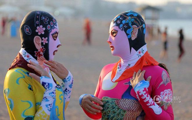 Áo tắm ninja tràn ngập bãi biển Trung Quốc, đến cánh mày râu cũng chuộng