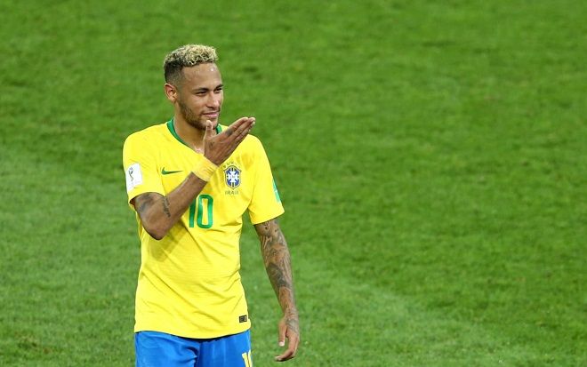 Neymar gây khó chịu cho toàn thế giới vì được…nuông chiều thái quá!
