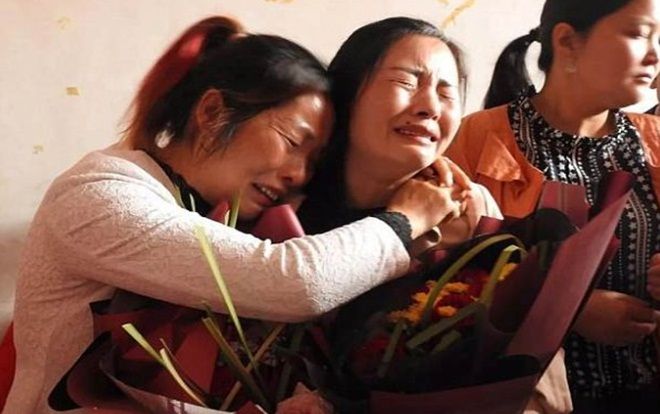 Cô gái bị bắt cóc từ năm 7 tuổi đoàn tụ mẹ ruột sau hơn hai thập kỷ