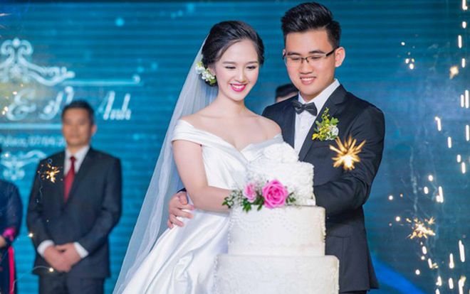Hoa khôi Duyên dáng Hà thành - hot girl 'Bánh đúc có xương' bất ngờ lên xe hoa khi đang là sinh viên