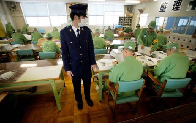 Cuộc sống trong ngục của tù nhân Nhật Bản diễn ra như thế nào