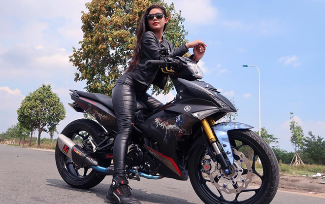 Khi các bóng hồng làm chủ cuộc chơi xe thể thao, phân khối lớn