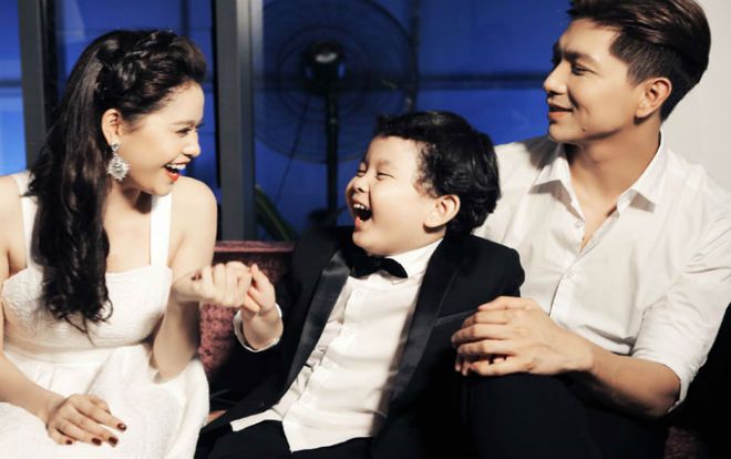 Mấy ai được như vợ chồng Tim và Trương Quỳnh Anh, ly hôn rồi vẫn quyết định sống chung một nhà