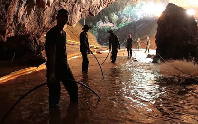 Giải mã những bí ẩn quanh vụ cứu đội bóng Thái Lan