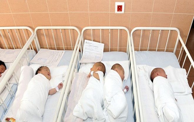 Những ca trao nhầm trẻ sơ sinh gây chấn động thế giới