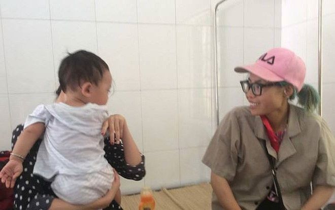 Toàn cảnh vụ Bella: Từ 'hot girl quỵt tiền' đến bà mẹ hút thuốc bị tố ngược đãi con trai, cuối cùng vào trại tâm thần vì chứng hoang tưởng