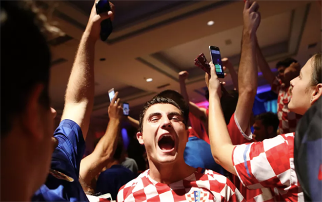 Xem trận chung kết World Cup 2018 giữa Pháp và Croatia có thể ảnh hưởng đến sức khoẻ của bạn như thế nào?