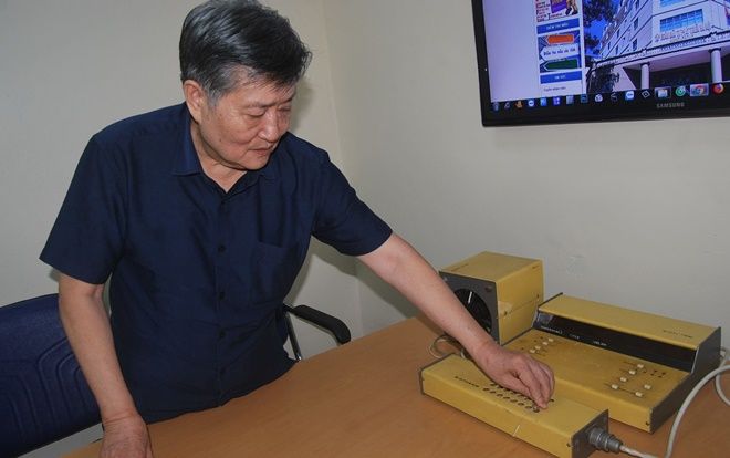 Trông cực thô sơ nhưng đây chính là máy phân tích ADN xác định quan hệ huyết thống đầu tiên ở Việt Nam