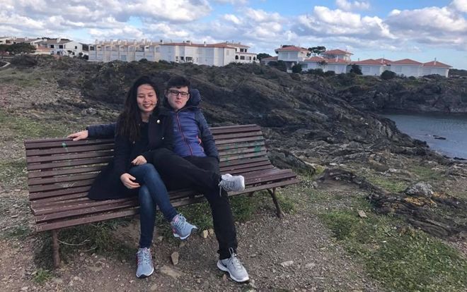 Cô gái trẻ lên tiếng sau khi câu chuyện 'lương cứng 5 triệu/tháng có thể du học, mua chung cư 1,5 tỷ và đi du lịch' gây tranh cãi