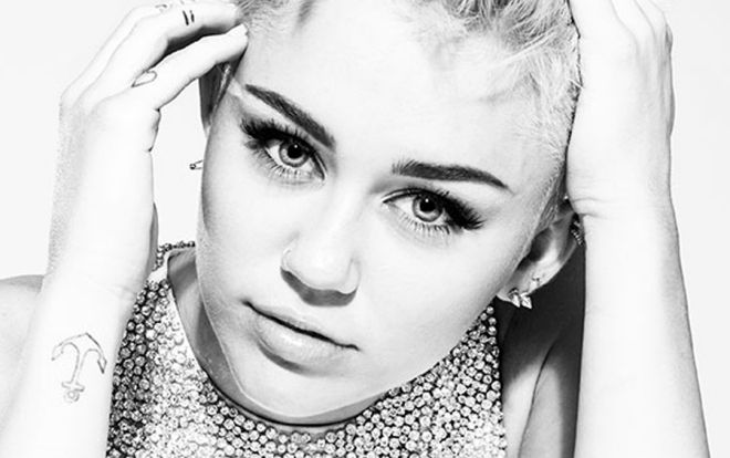 Miley Cyrus liệu có đang hóa thiên thần Victoria's Secret trong sản phẩm hoành tráng quay trở lại?