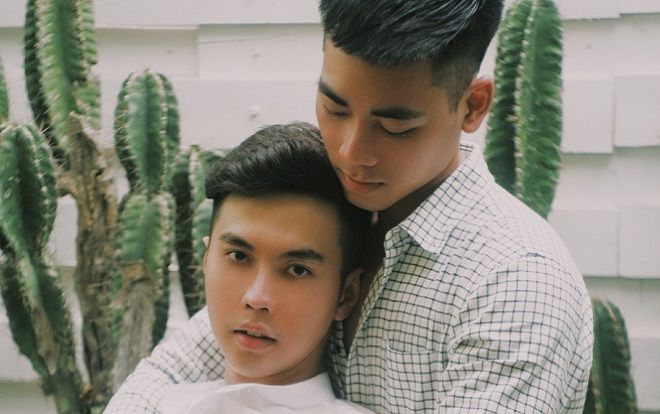 Quen nhau được 5 phút, hai trai đẹp thực hiện ngay bộ ảnh siêu đẹp khiến dân tình ‘ngất xỉu’