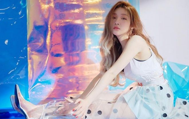 Mặc bão gian lận nhạc số, thành viên I.O.I vẫn đường hoàng leo lên ngôi No.1 loạt BXH