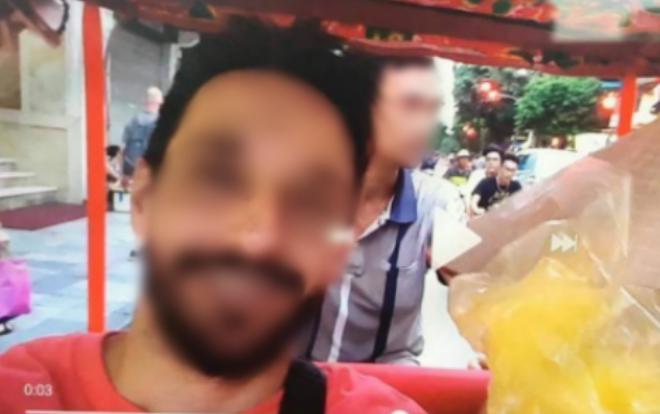 Vụ bị thối lại tiền âm phủ: Hai khách Tây khẳng định đưa cho xích lô 3 tờ 500.000 đồng và không lấy lại tiền thừa