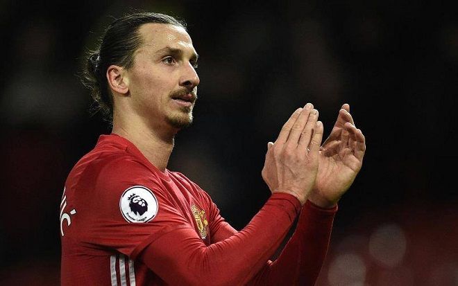 Điểm mặt những cầu thủ nổi tiếng thế giới từng đi ăn trộm