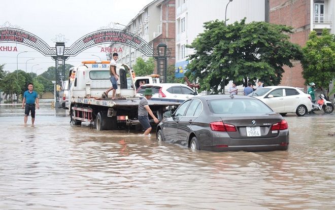 Mực nước sông Hồng tại Hà Nội sẽ lên nhanh, cảnh báo nguy cơ ngập lụt
