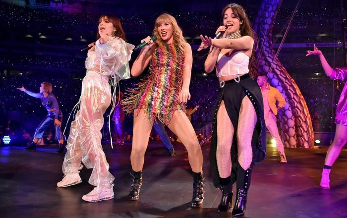 Mãi vẫn chưa thấy Taylor Swift mang 'Reputation Tour' đến… gần Việt Nam hơn, và đây là câu trả lời!