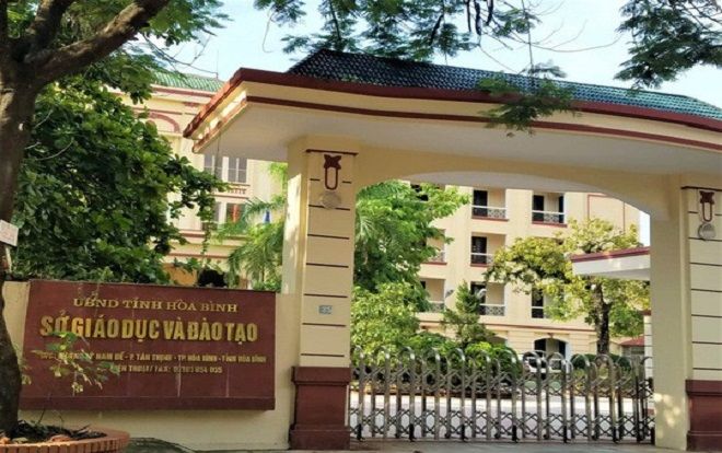 Hoà Bình: 'Có thể cán bộ mệt mỏi nên lập biên bản chấm trắc nghiệm sơ sài'