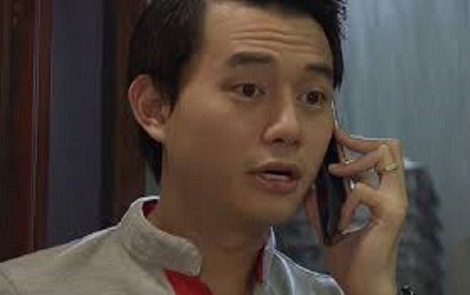 Đỡ không nổi độ 'lầy lội', phũ phàng của bà mẹ, anh chàng tưởng mình là 'con rơi con rớt'