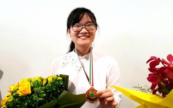 Những điều chưa biết về 'cô gái vàng' đưa môn Sinh học lên đỉnh cao của thế giới