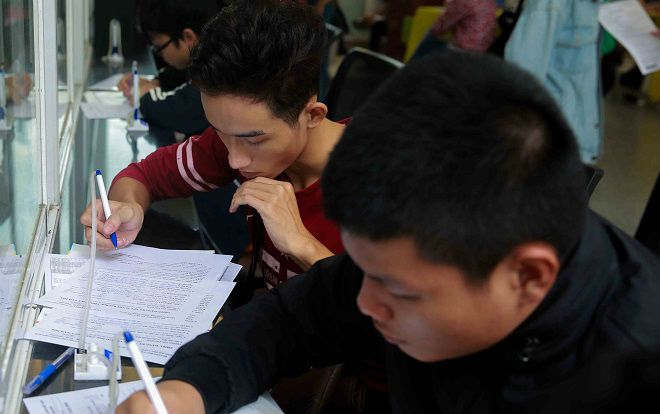 Ngày cuối điều chỉnh nguyện vọng xét tuyển, điểm chuẩn nhiều trường sẽ giảm