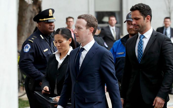 Facebook chi 10 triệu USD mỗi năm chỉ để bảo vệ Mark Zuckerberg và gia đình