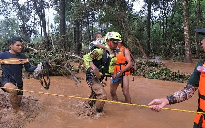 Lời cảnh báo trên mẩu giấy trước giờ vỡ đập tại Lào
