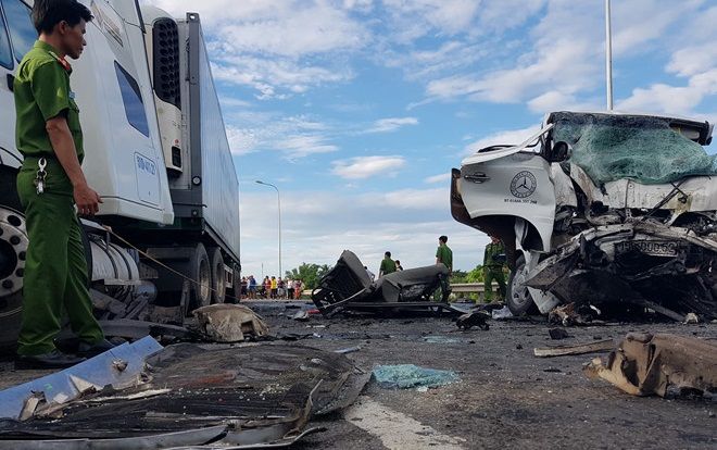 Tai nạn thảm khốc trên đường đi rước dâu: Đau lòng cả gia đình chú rể, mẹ, chị gái và cháu ruột đều tử nạn