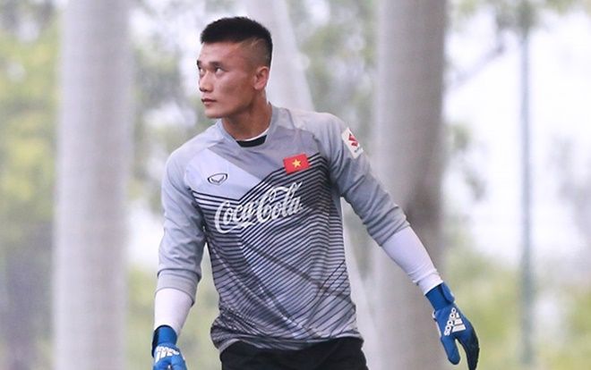 U23 Việt Nam chốt 2 thủ môn, Bùi Tiến Dũng có thể ở nhà