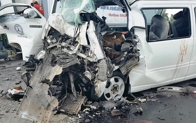 Toàn cảnh vụ tai nạn kinh hoàng trên đường rước dâu khiến 13 người tử vong ở Quảng Nam