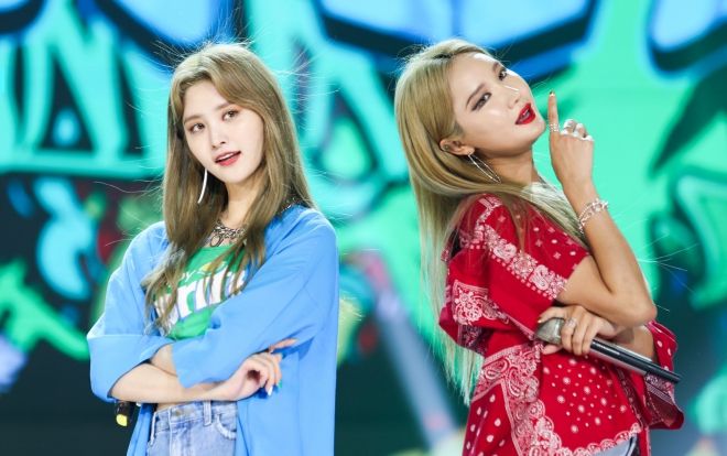 V LIVE HEARTBEAT: EXID siêu 'cute' với khoảnh khắc tóc dựng đứng, Bảo Anh quyến rũ đến 'ngạt thở'