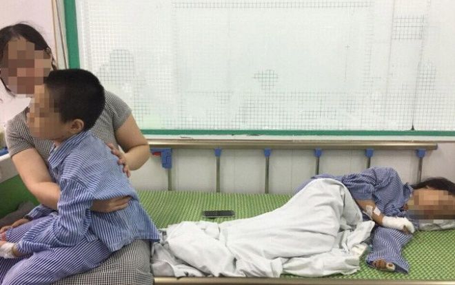 Nghi phạm cứa cổ vợ cùng hai cháu nhỏ đã tử vong trong tư thế treo cổ