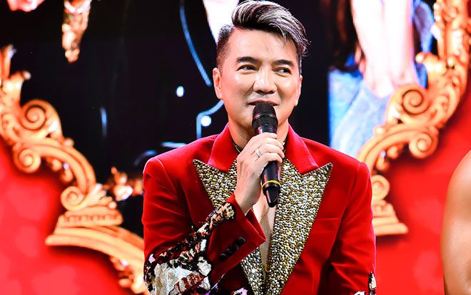 Đàm Vĩnh Hưng tiết lộ lý do không trả cát sê cho dàn sao 'khủng', hé lộ nụ hôn 'nồng cháy' với Hương Giang