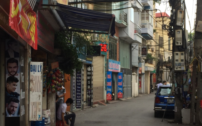 Bàng hoàng phát hiện thi thể cô gái trẻ trong nhà nghỉ ở Hà Nội