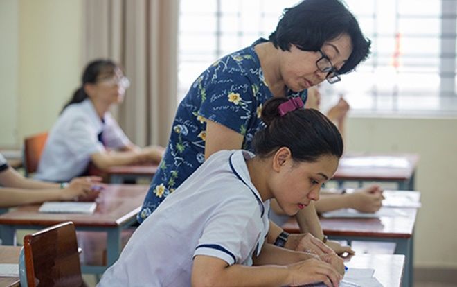 Đại học muốn tổ chức thi tuyển riêng, nhưng lo tốn kém