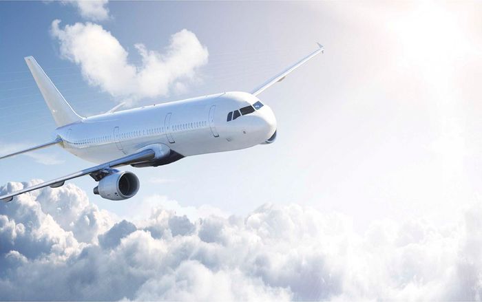 Tại sao máy bay lại không đi theo đường thẳng mà lại bay vòng vèo?