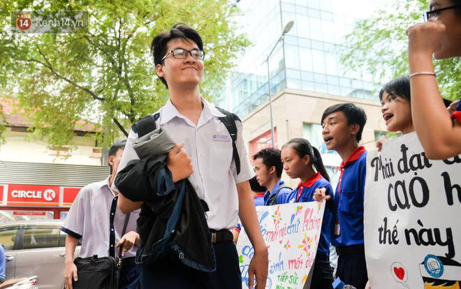 Lộ diện thủ khoa đầu vào đại học đầu tiên năm 2018