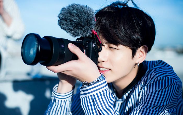 9 sao Hàn không chỉ hát hay, nhảy giỏi mà còn chụp ảnh đẹp miễn chê