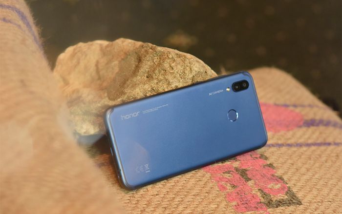 Smartphone dành cho chơi game Honor Play ra mắt tại Việt Nam