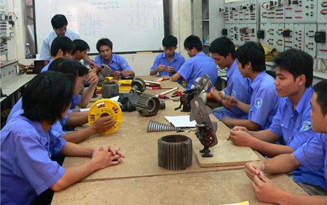 Sẽ sáp nhập trường trung cấp vào trường cao đẳng